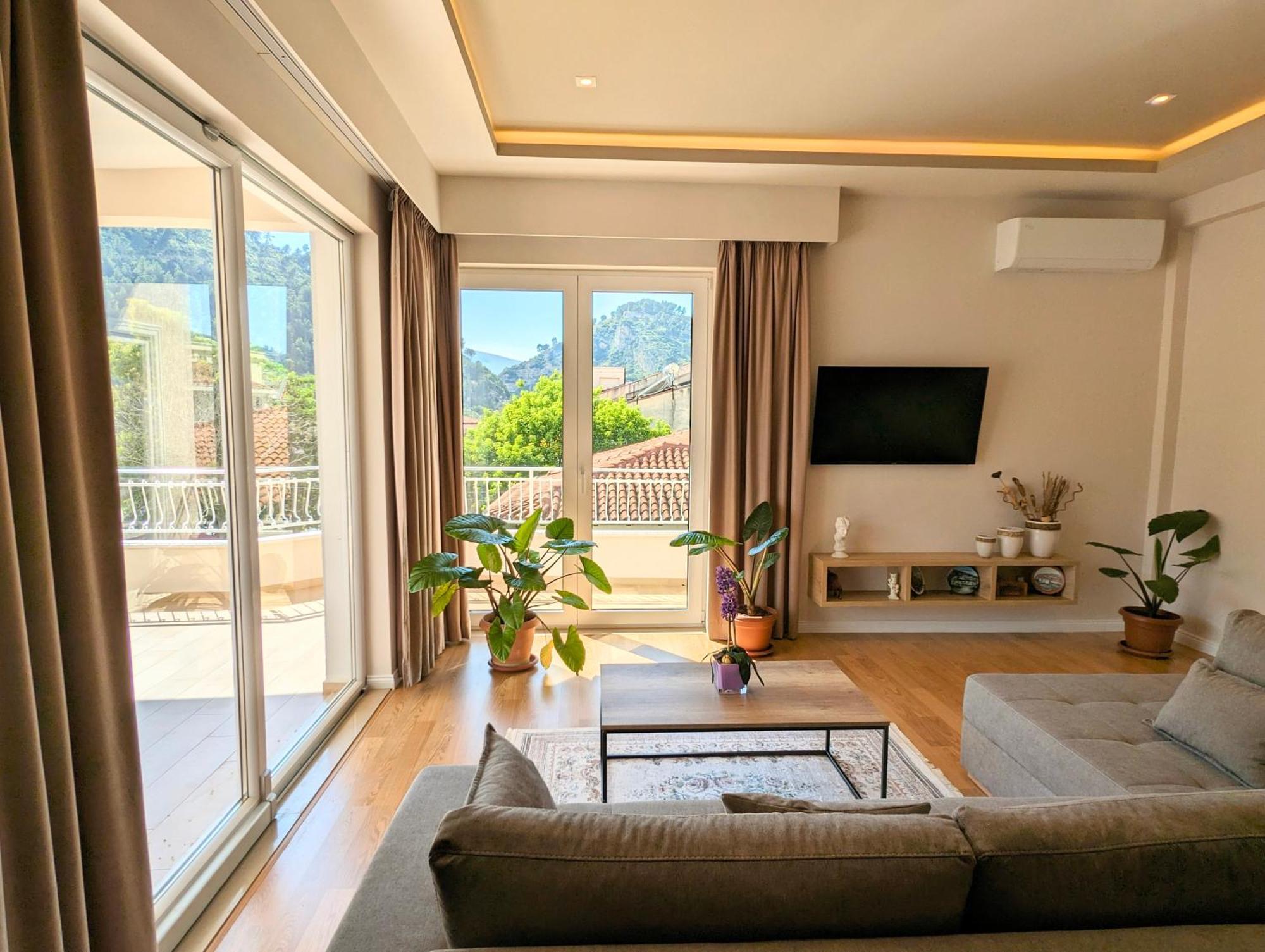 Villa With Garden And Veranda 培拉特 外观 照片
